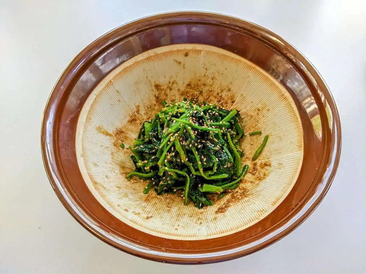 spinach with sesame sauce